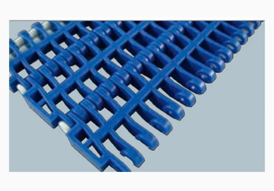 Modulaire kunststof transportband met open raster en steek van 27,2 mm
