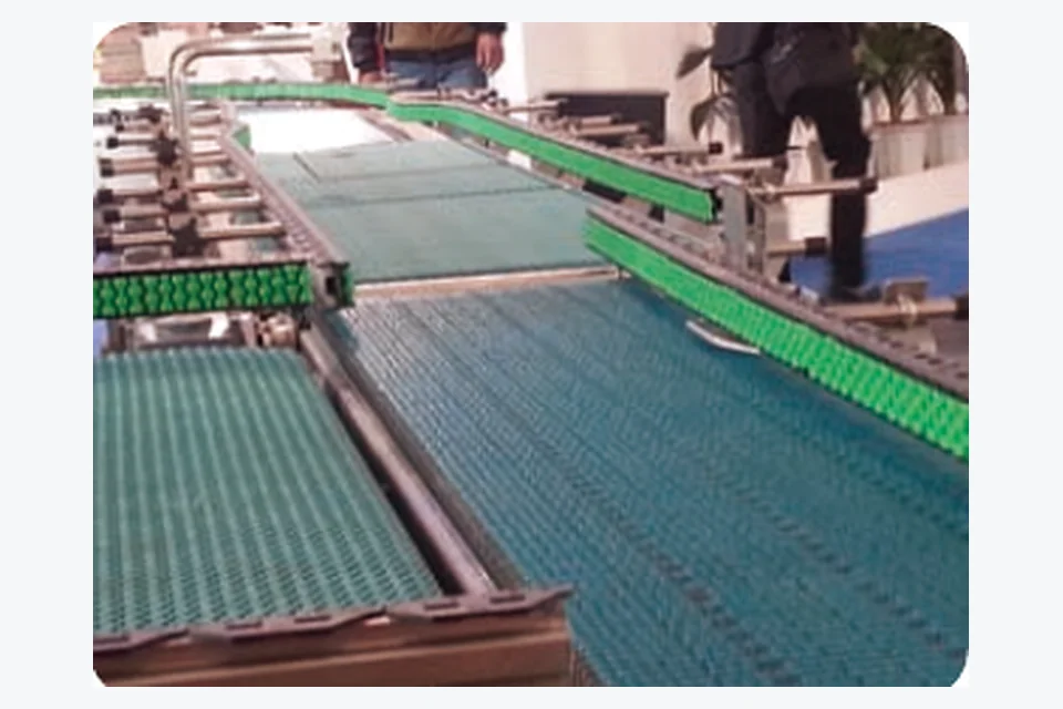 Plastic modular belt conveyor application